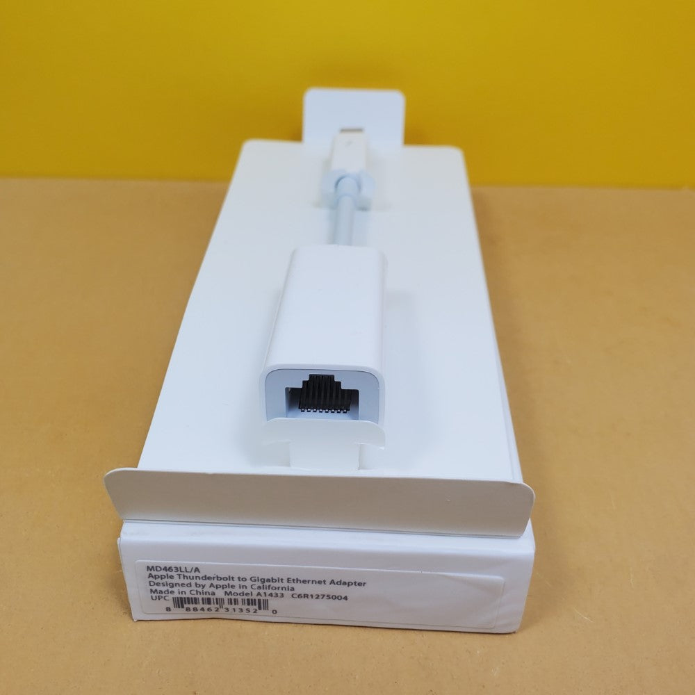 APPLE Thunderbolt-to-Gigabit Ethernet Adapter Cable MD463LL/A Model A1433 - White