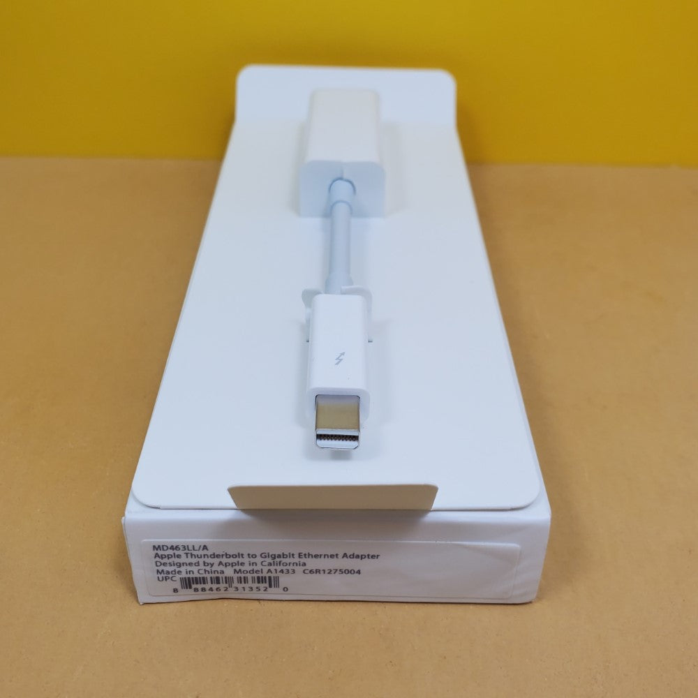 APPLE Thunderbolt-to-Gigabit Ethernet Adapter Cable MD463LL/A Model A1433 - White