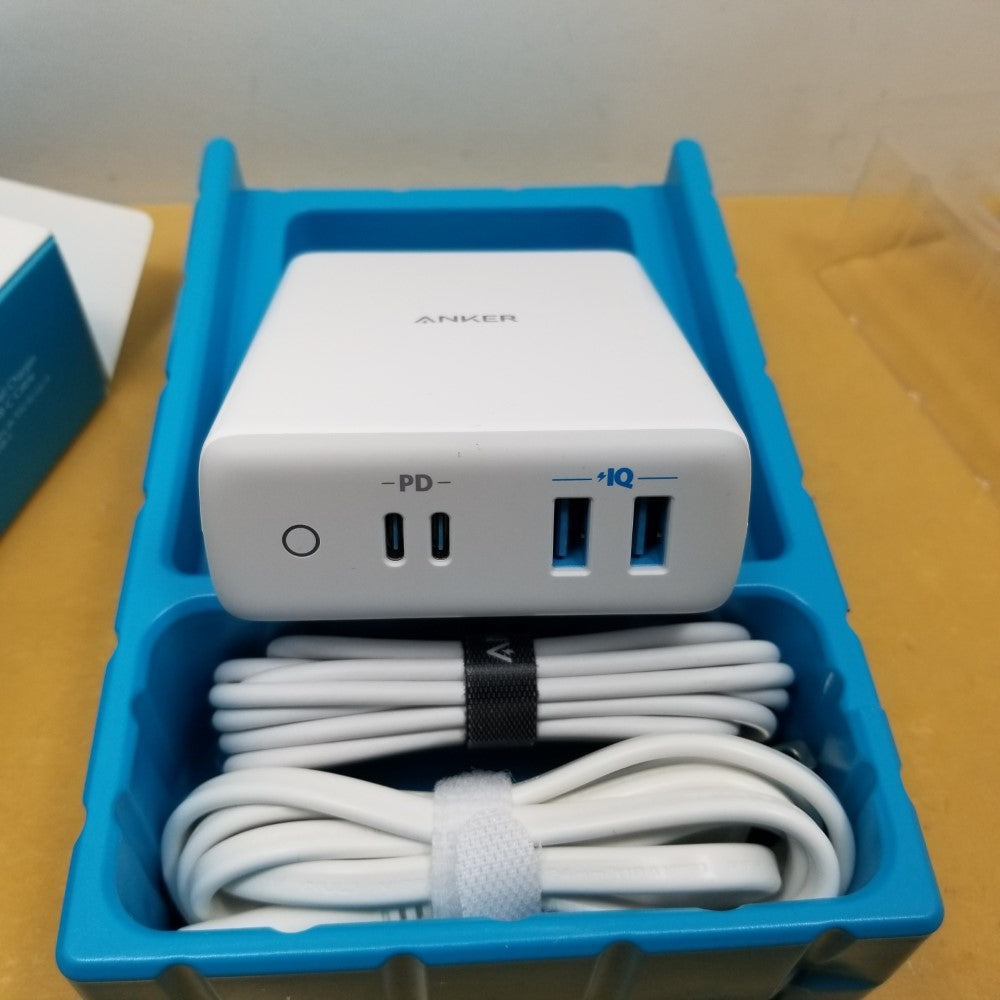 ANKER PowerPort Atom PD 100W USB-C PD and USB C to C Cable 6ft - White