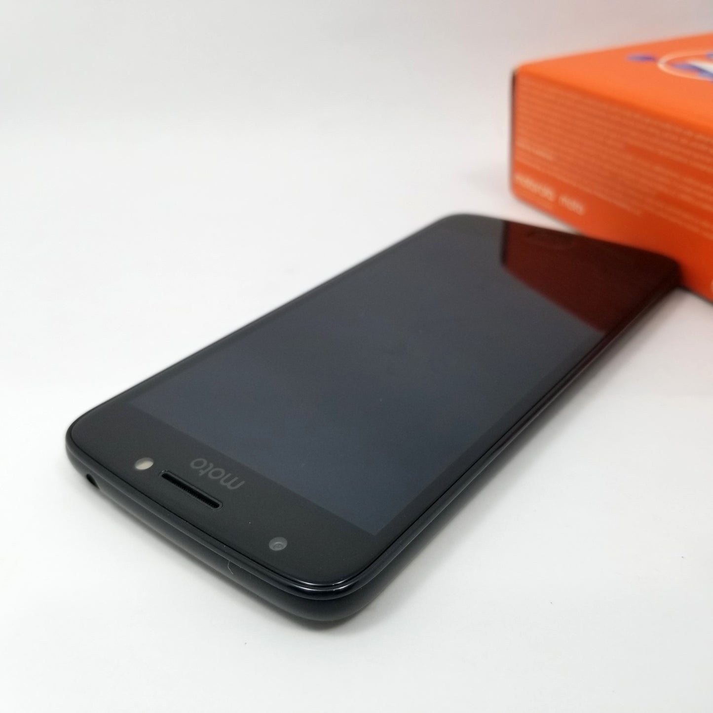 MOTOROLA Moto E4 XT1768 (Unlocked) 16GB Prepaid Android Smartphone - Licorice Black