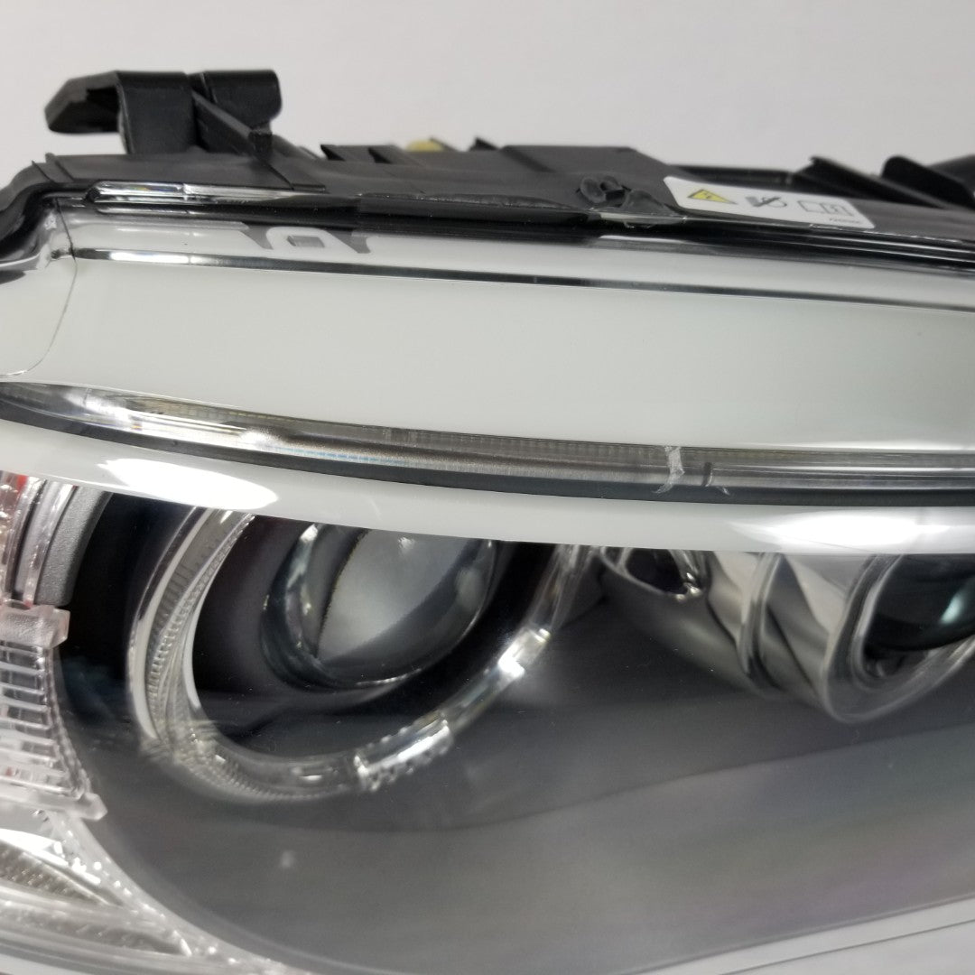 2008-2013 BMW E82 E88 135i 128i OEM Bi-Xenon HID Headlights - Passenger Side