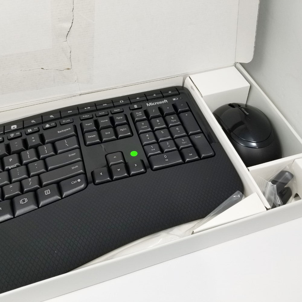 MICROSOFT Wireless Comfort Desktop 5050 Curved Keyboard & Mouse PP4-00001 Model 1728 - Black