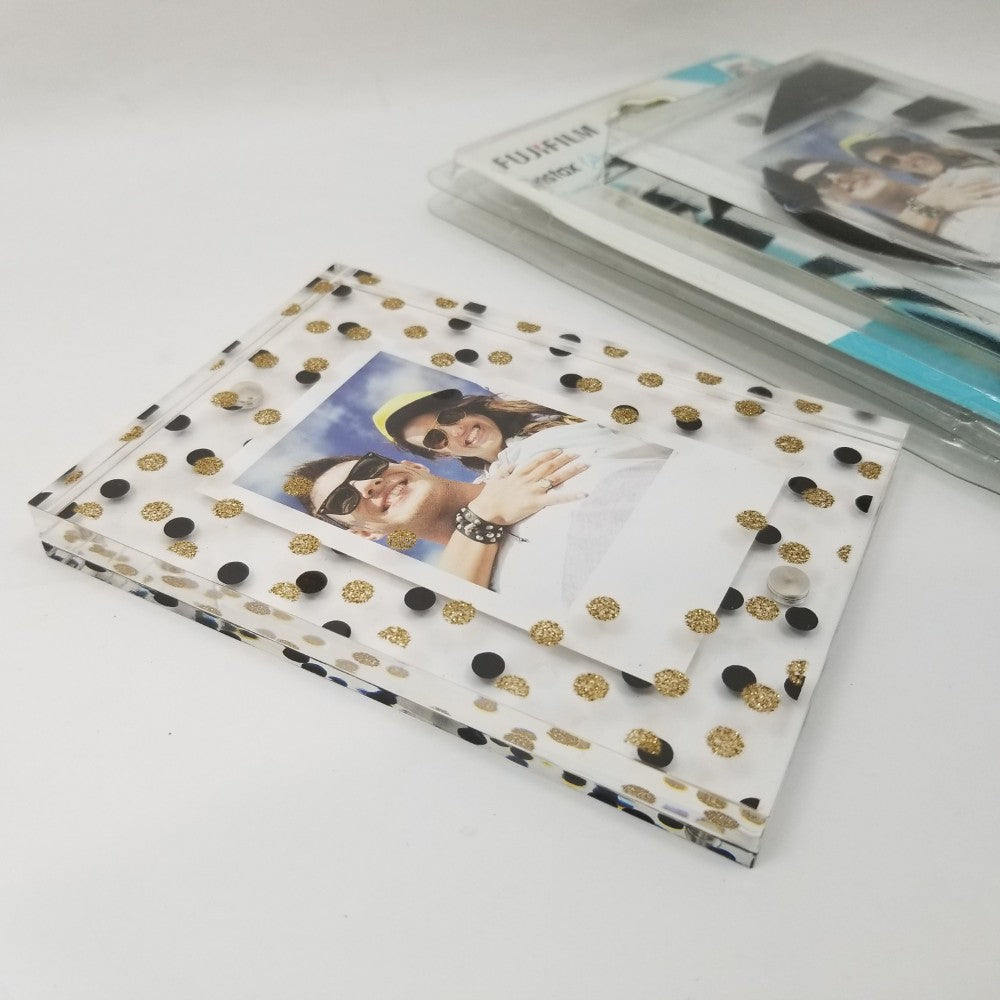 FUJIFILM Large Magnetic Photo Picture Frames (2-Pack) - Dots