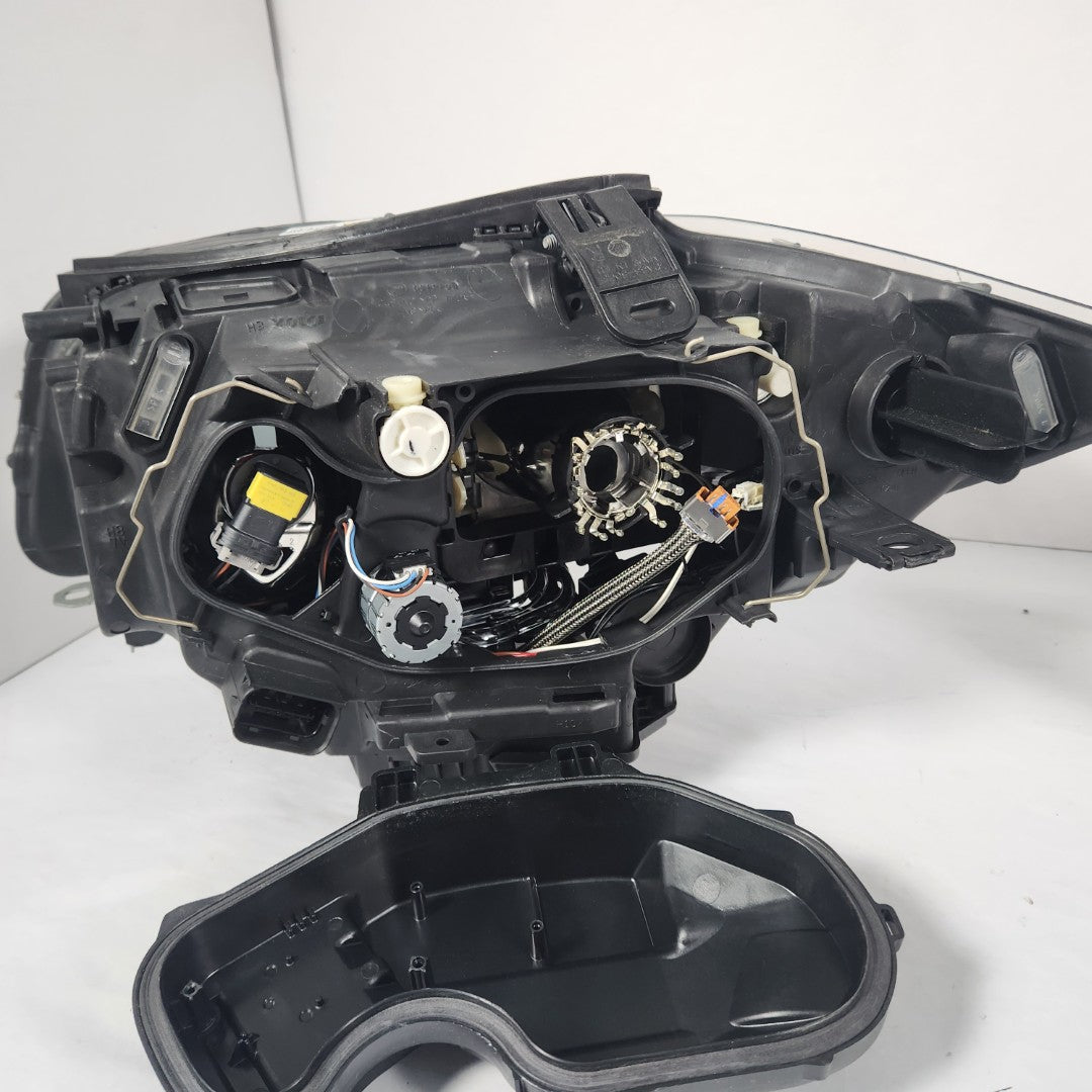 2008-2011 OEM BMW 1-Series 135i E82 E88 LCI Bi-Xenon HID Headlights